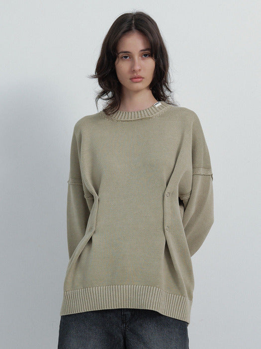Raive Button Pigment Washing Knit