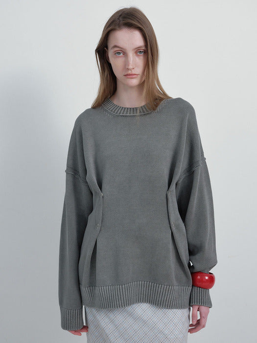 Raive Button Pigment Washing Knit