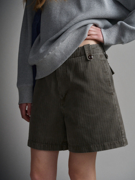 Facade Pattern Stripe Utility Shorts khaki
