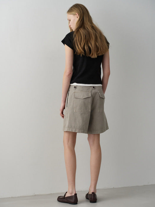 Facade Pattern Stripe Utility Shorts khaki beige