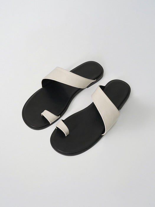 [moia] tilt flip-flops (ecru)