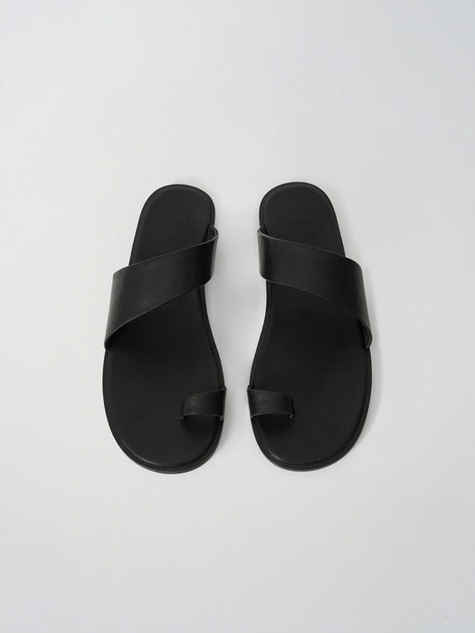 Moia tilt flip-flops (black)
