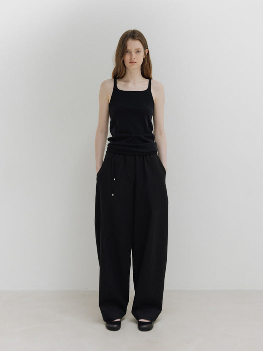 Moia plain sleeveless (black)