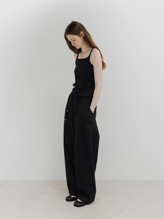 Moia plain sleeveless (black)