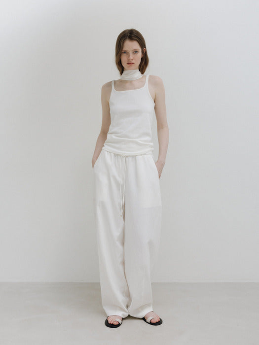 Moia plain sleeveless (white)