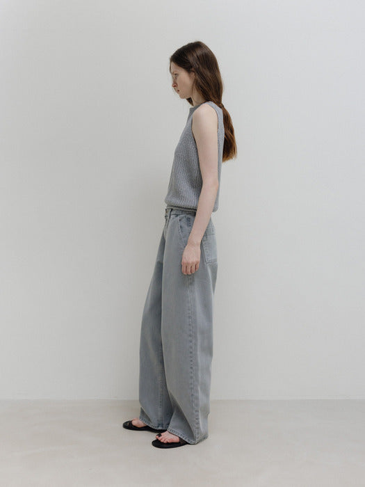 Moia barrel dyed denim (pale blue)