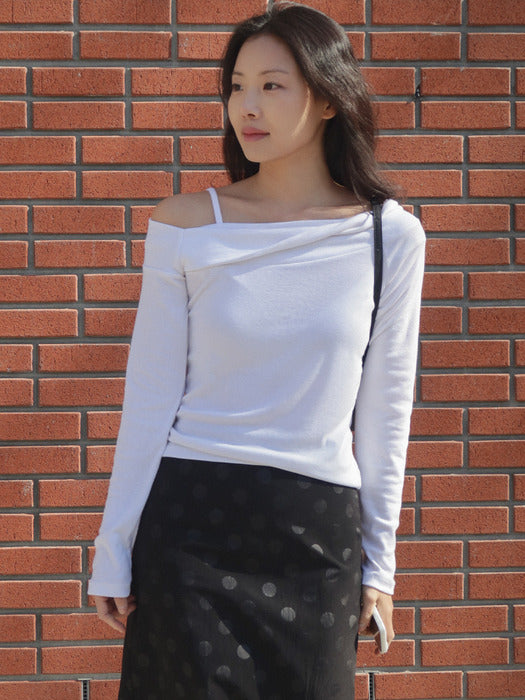 [TILLIDIE] Twisted Off-Shoulder Top [TISP06LT18] _Ivory