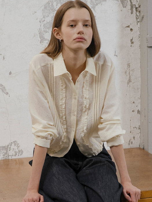 Tillidie Bloom lace crop blouse Butter