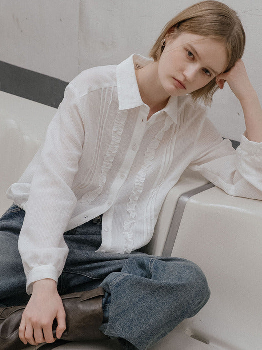 Tillidie Bloom lace crop blouse Ivory