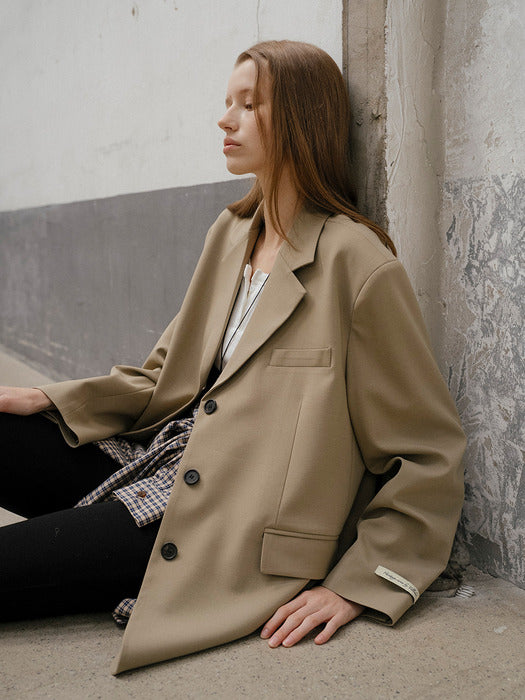 Tillidie Classic notched single jacket Beige