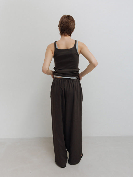 Moia relaxed shirring pants (soil brown)