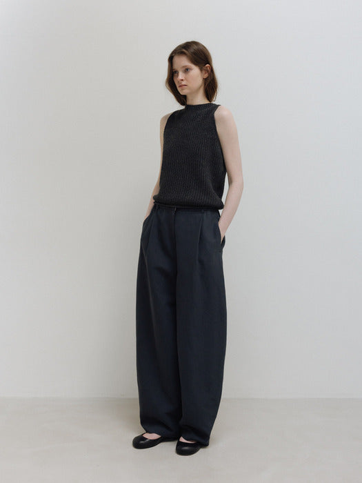 Moia one tuck wide pants (dusty navy)