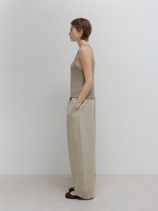 Moia one tuck wide pants (leaf beige)