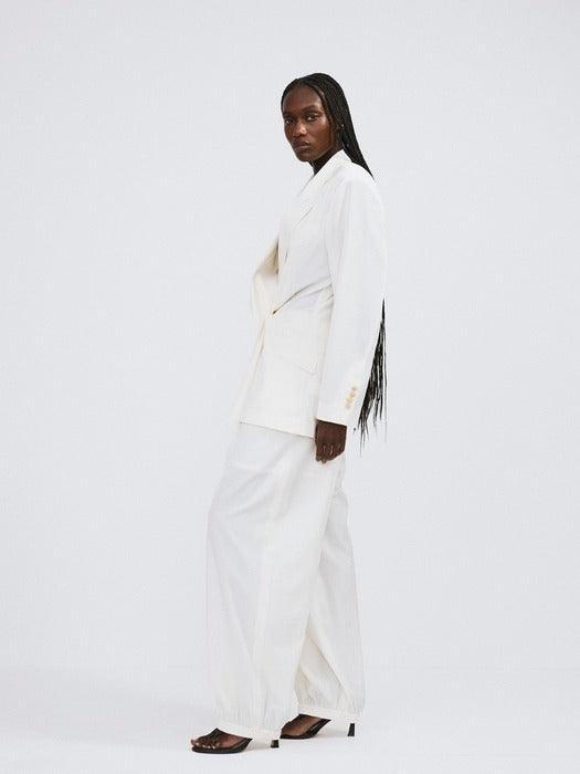 Recto Drape Detail Suit Jacket (Ivory)
