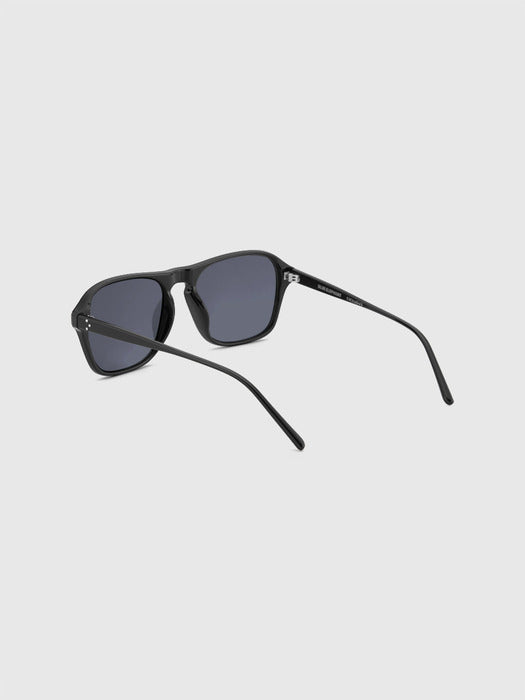 Blue Elephant Hadid black