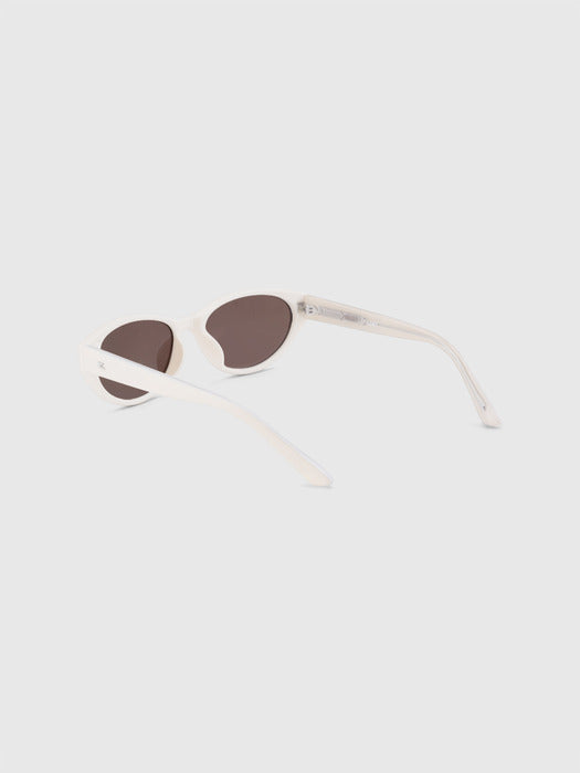 Blue Elephant Ever ivory