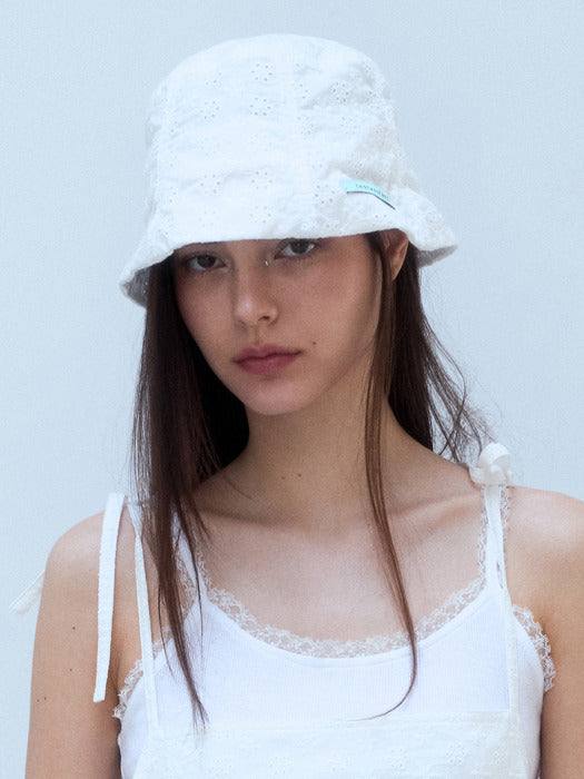 Instantfunk Flower Bucket Hat - White