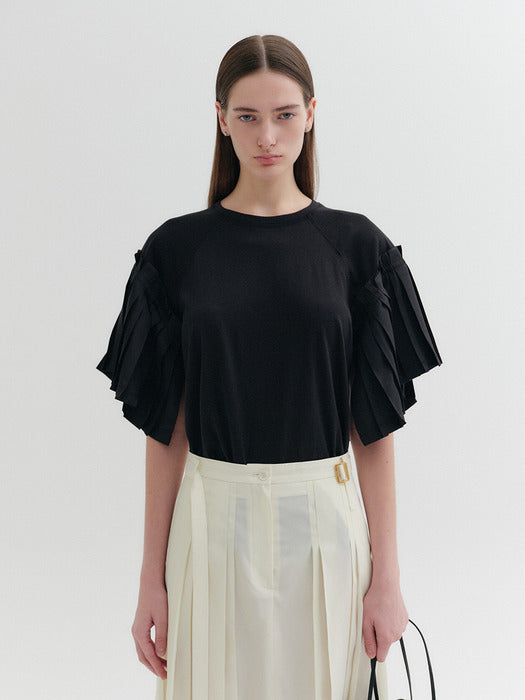 Eenk Pleats Sleeve T-shirt - Black