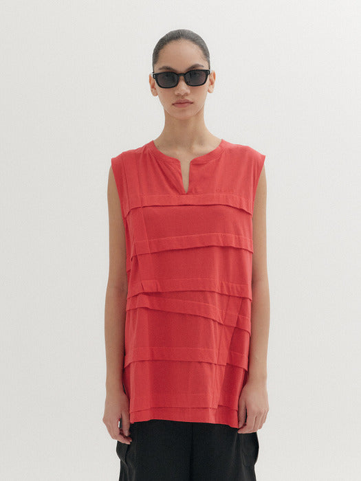 Eenk Panel Detail Sleeveless Top - Red