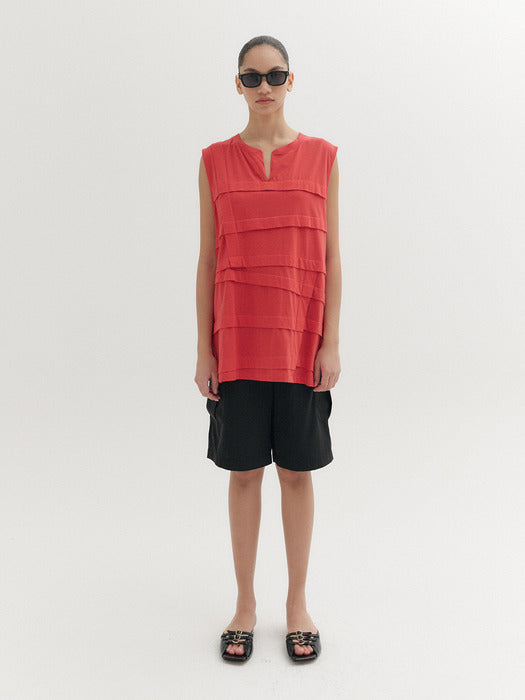 Eenk Panel Detail Sleeveless Top - Red