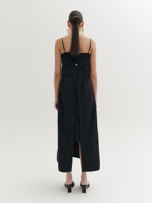 Eenk Pleats Apron Dress - Black