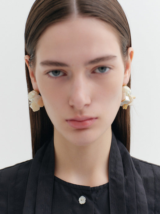 Eenk Puff Earrings - Ivory