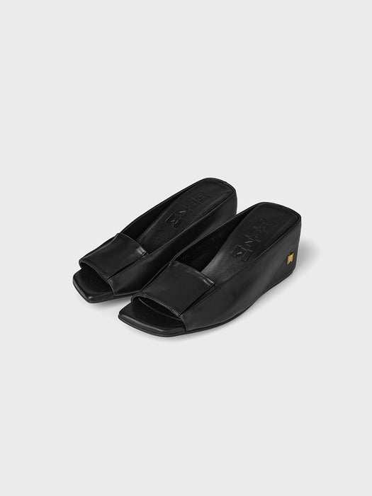 Eenk Folded Wedge Heel - Black