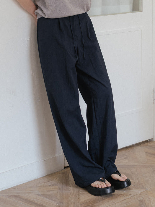 Tillidie Wrinkle texture pants Navy