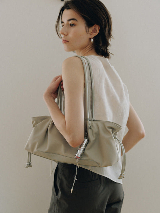 Loeuvre Ruisseu Shoulder Medium