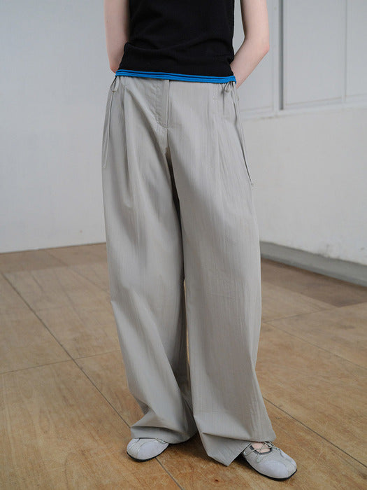 Raive Side Tuck Detail Pants
