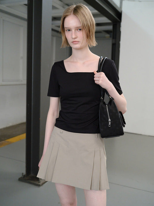 Raive Side Pleats Mini Skirt