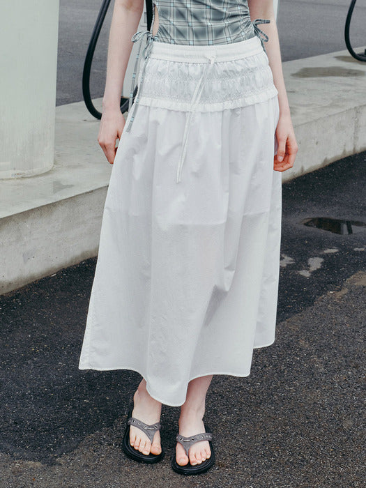 Raive Waist String Banding Skirt in White