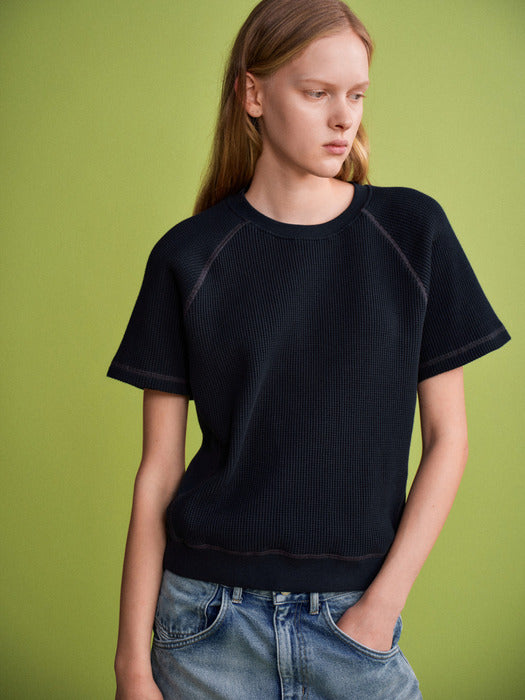 Facade Pattern Textured Half Sleeve Sweat Shirt
