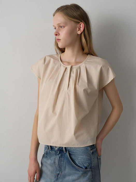 Facade Pattern Cotton Round Neck Tuck Blouse beige