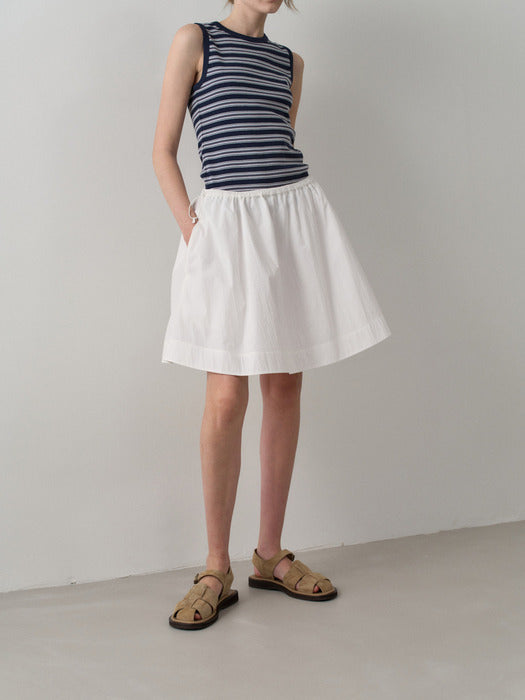 Facade Pattern Breeze Gather Mini Skirt off white