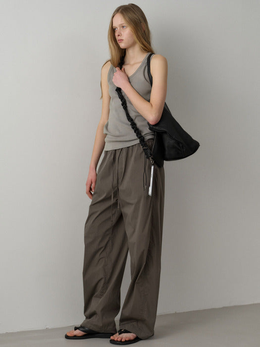 Facade Pattern Breeze Curved Banding Pants ash brown