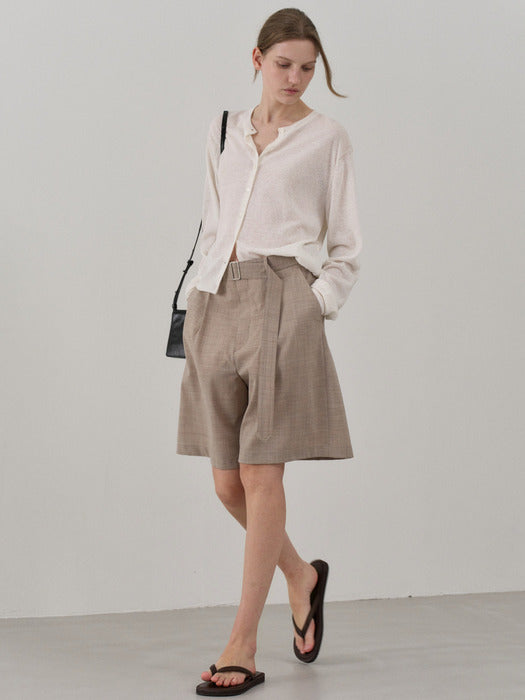 Facade Pattern Summer Wool Belted Bermuda Pants oatmeal
