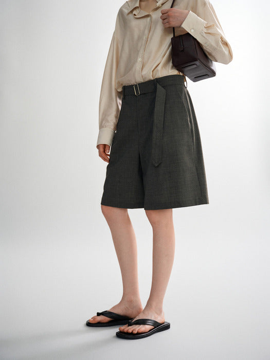 Facade Pattern Summer Wool Belted Bermuda Pants charcoal