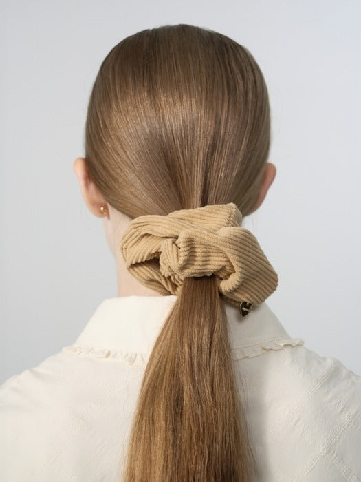 Depound corduroy scrunchie - beige