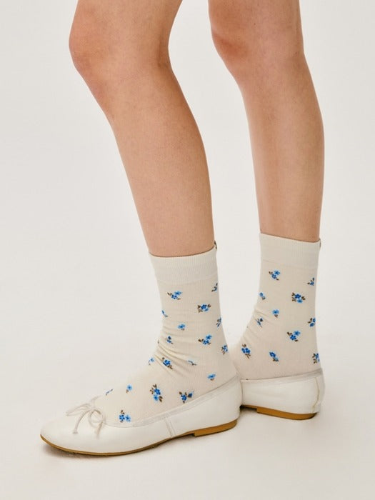 Wconcept_Depound flower embroidery socks - blue
