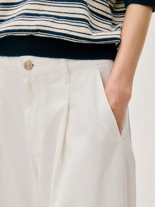Wconcept_Depound wide tuck denim pants - white