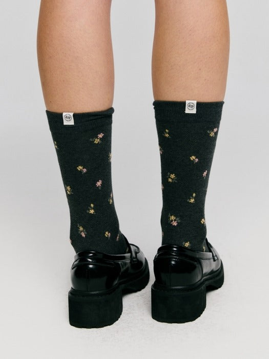 Wconcept_Depound flower pattern socks - charcoal