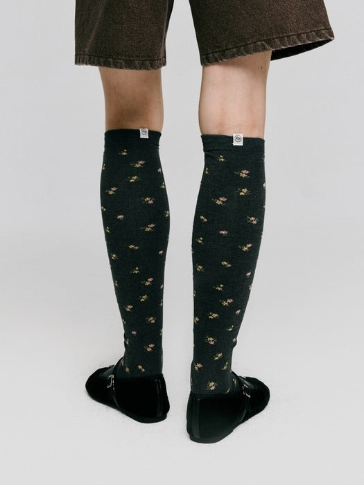 Wconcept_Depound flower pattern knee socks - charcoal