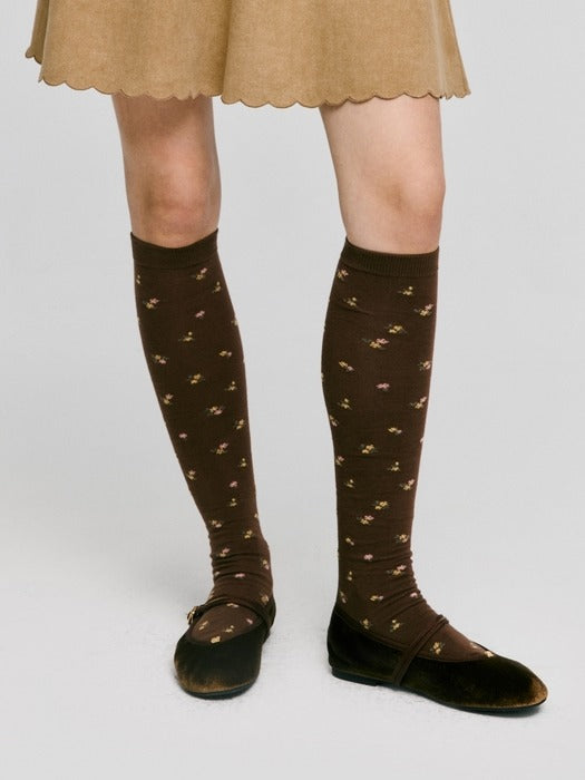 Wconcept_Depound flower pattern knee socks - brown