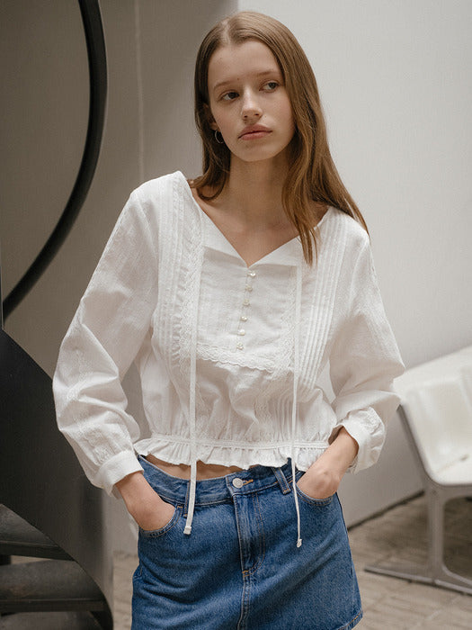 Tillidie Lace tie point blouse Ivory