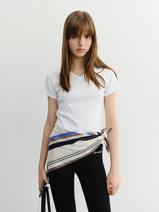 Dunst V-Neck Slim Top Off White