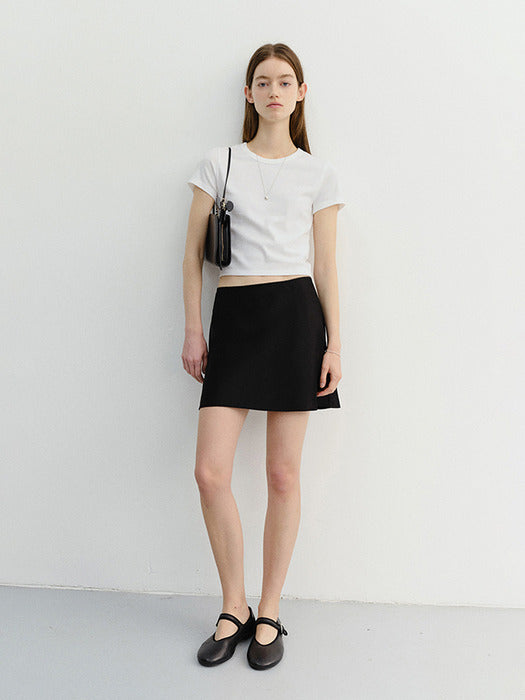 Dunst Cropped Slim Top White