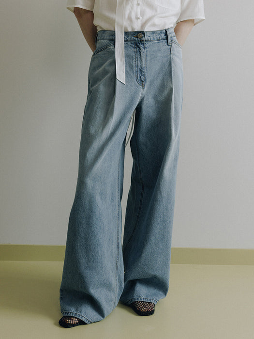Loeuvre Loose Tuck Denim Pants