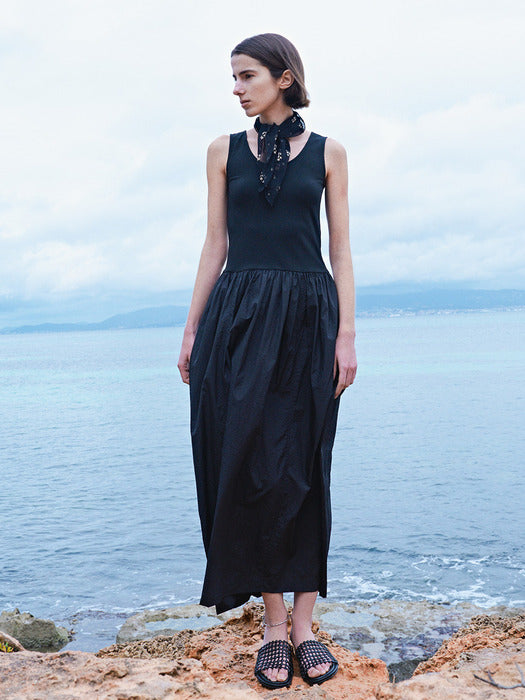 Loeuvre Asymmetric Off-Shoulder Top & Sleeveless Dress