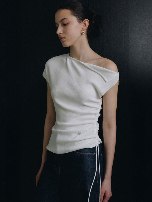 Loeuvre Asymmetric Off-Shoulder Knit Top